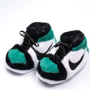 New nike dunk slippers kids ages 10-17 puffy fluffy unisex kids